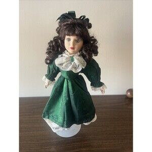 New Vtg Brass Key Victorian Collection Limited Edition Genuine Porcelain Doll